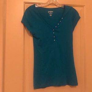 Size small teal top